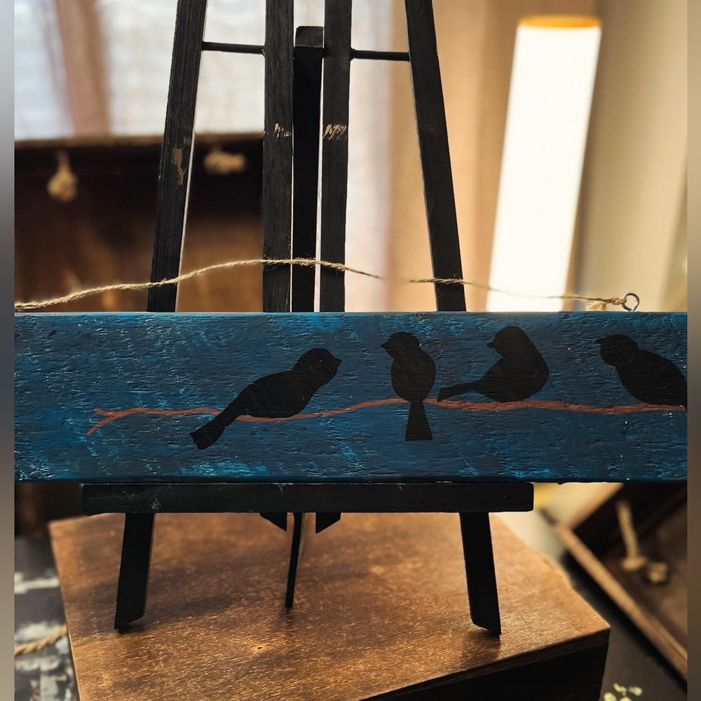 Wood hanging sign - Picture 1 of 2